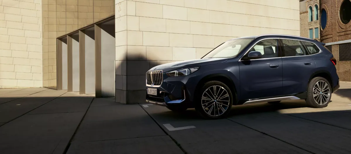 BMW iX1